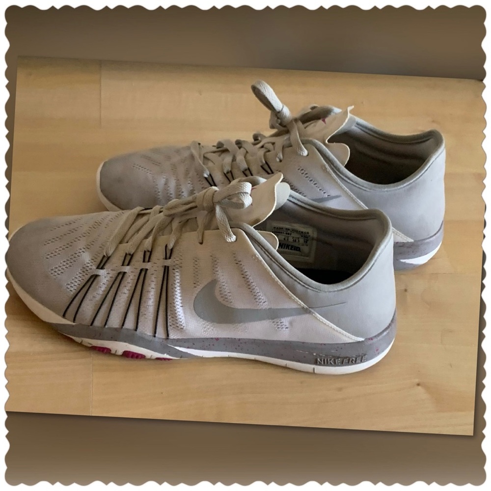 NIKE ID FREE TR 6 Training/Running Shoes - Picture 4 of 12